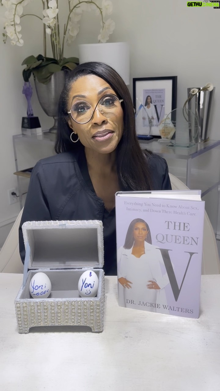 Dr. Jackie Walters Berry Instagram - It’s #wellnesswednesday and here you go..my opinion on Yoni Eggs. Have you tried a Yoni Egg and what was your experience? #drjackie #drjackiewalters #married2med #bravo #obgyn #doctors #reel #reelsinstagram #viral #yonieggs #health