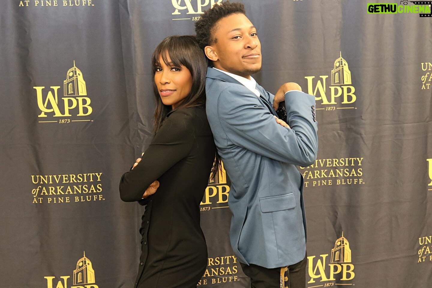 Dr. Jackie Walters Berry Instagram - Just getting a chance to post these pictures, but I want to again say thank you to @uapb for having me during Women’s History Month! I had such an amazing time. #drjackie #bravo #married2med #marriedtomedicine #uapb #womenshistorymonth