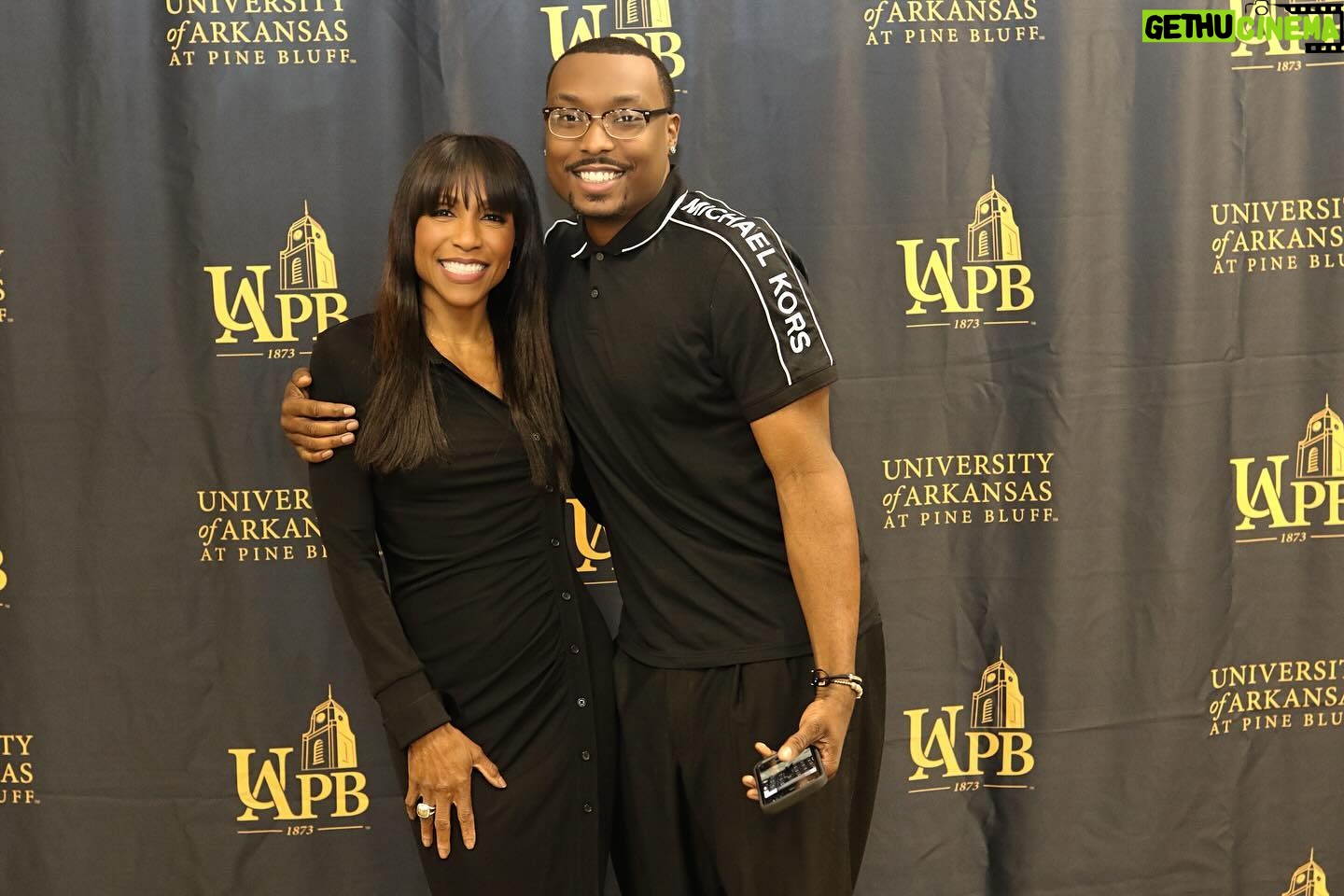 Dr. Jackie Walters Berry Instagram - Just getting a chance to post these pictures, but I want to again say thank you to @uapb for having me during Women’s History Month! I had such an amazing time. #drjackie #bravo #married2med #marriedtomedicine #uapb #womenshistorymonth