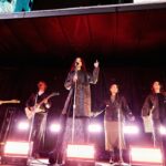Dua Lipa Instagram - RADICAL OPTIMISM POP UP IN TIMES SQUARE LAST NIGHT 💙🌀 thank youuuu for braving the rain and cold with me!! New York you have my heart!!!!! @americanexpress