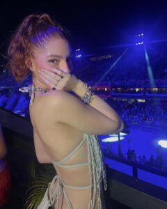 Duda Matte Instagram - Eu fui MUITO feliz nesse carnaval, Sapucaí é um lugar mágico demais ✨🥺 obrigada @theofficialpandora 🩷 #PandoraInRio #PandoraSquad24 #PandoraTakesRio
