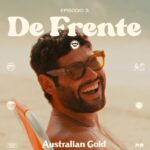 Dudu Azevedo Instagram - Praticar esportes ao ar livre e pegar um bronze ao mesmo tempo é o match perfeito do verão. Quem concorda, dá like e comenta ☀️🧡. O talk show De Frente e De Costas com Patrícia Ramos e Australian Gold recebe mais um entrevistado apaixonado pelo mar, @duduazevedo, que já no primeiro episódio, entregou good vibes, vida solar e cuidados com os pequenos também. Ficou curiosa? Dá o play! 🐨🧡🏖️