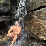 Dudu Azevedo Instagram - Escolho as minhas fontes e nelas eu bebo à vontade. Busco, me guio e me encontro na Luz, na verdade e na vida que eu acredito. Uma benção essa vida !