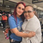 Dulce María Instagram - Vientita no sabía que ese día sería nuestra despedida en este plano 😢💔… me ha costado días asimilar este noticia pero quería darte las gracias por tu vida , tu cariño tu lealtad y por todo lo que hiciste por nuestro “ejército” una guerrera que estuvo siempre ahí de diferentes formas … se siente un vacío y una tristeza difícil de explicar pero también un profundo agradecimiento y una rara certeza de que las almas se quedan conectadas y que nos volveremos a ver 😢🤍 te gustaba que te dijéramos Viento … y siempre te recordaremos así , como el viento que no se ve pero se siente y te abraza en momentos inesperados como tú🙌🏼❤️ el cielo seguro está de fiesta y acá parte del ejército sentiremos tu ausencia y honraremos tu vida y tu energía positiva y guardarnos en el corazón todas las historias bonitas que escribimos juntas ❤️🙌🏼🙏🏻 @adrianadelreal 🎶en otras vidas en otros mundos, en la eternidad , nos volveremos a ver…🥹🎶 tqm vuela alto vientita 😢 te quiero mucho