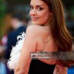 Dulceida Instagram - M A L A G A 💃🏽🫶🏼✨ gracias de nuevo @festivalmalaga por contar conmigo, fue un día precioso 🌹 vestidazo de @zegarciaoficial 🦢 fotografías @gtresonline (gracias siempre), @ana_martos , del festi y de Getty. Y GRACIAS A TODOS X VUESTRO AMOOOOOOR Y VUESTROS ABRAZOS!