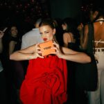 Dulceida Instagram - sigo sin superar la noche del jueves y los vestidos 💫 Sin duda el blanco es el más bonito que he llevado en mi vida @zegarciaoficial 🌹🕊️aquí os dejo un mix de la noche y del fiestoooon! @premiosidolo ! Joyas @chaumetofficial 🫶🏼