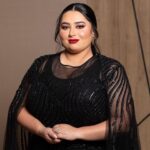 Dumoo Tahseen Instagram – من اطلالتي في حفل عائلة القحطاني الكرام في الرياض ادام الله افراحهم  Styled by @ziadalsaleh 
Dress @perla.vip 

Hair @jameela_hairstyle 
Make up @fatimah.aldossry 

Thanks @riyadh.diamond 
Photo @reemaphoto_