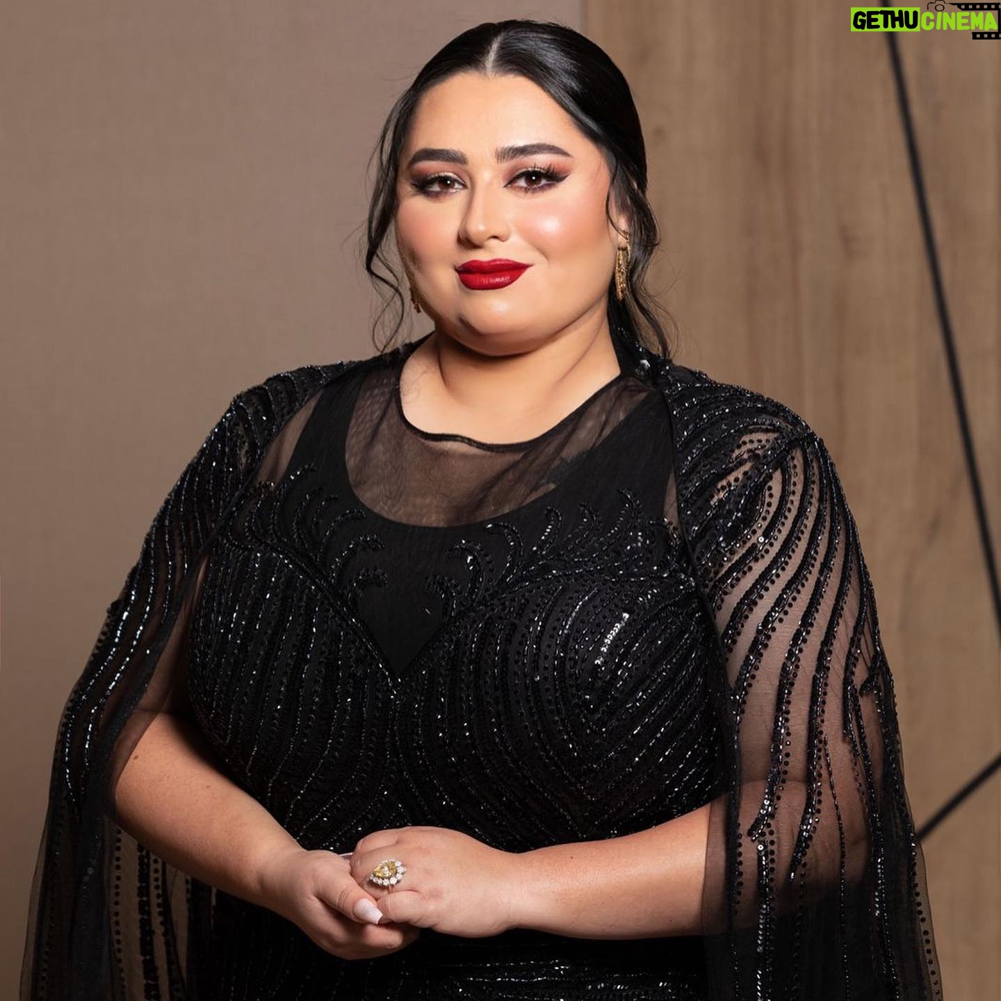 Dumoo Tahseen Instagram - من اطلالتي في حفل عائلة القحطاني الكرام في الرياض ادام الله افراحهم Styled by @ziadalsaleh Dress @perla.vip Hair @jameela_hairstyle Make up @fatimah.aldossry Thanks @riyadh.diamond Photo @reemaphoto_