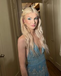 Dylan Mulvaney Instagram - Is it giving a) mamma mia b) Elsa c) Daenerys d) aquamarine e) early 2000’s paris Headed to the @herelieslovebway opening wearing @aliceandolivia Makeup @facesbydanii Hair @geobrianhmu