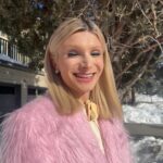 Dylan Mulvaney Instagram - Two great big joys of the week- skiing for the first time in 12 years AND celebrating my friend @alokvmenon short film at Sundance !! So honored to be a small part of the film and be around such icons love ya ⛷️🎬☃️