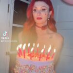 Dylan Mulvaney Instagram - 🍓🎂♥️🎉🎈best birthday !!! 📸 @coltonlhaynes 💇🏻‍♀️ @angelinapanelli 💄 @donni.davy 👗 @lirika.matoshi