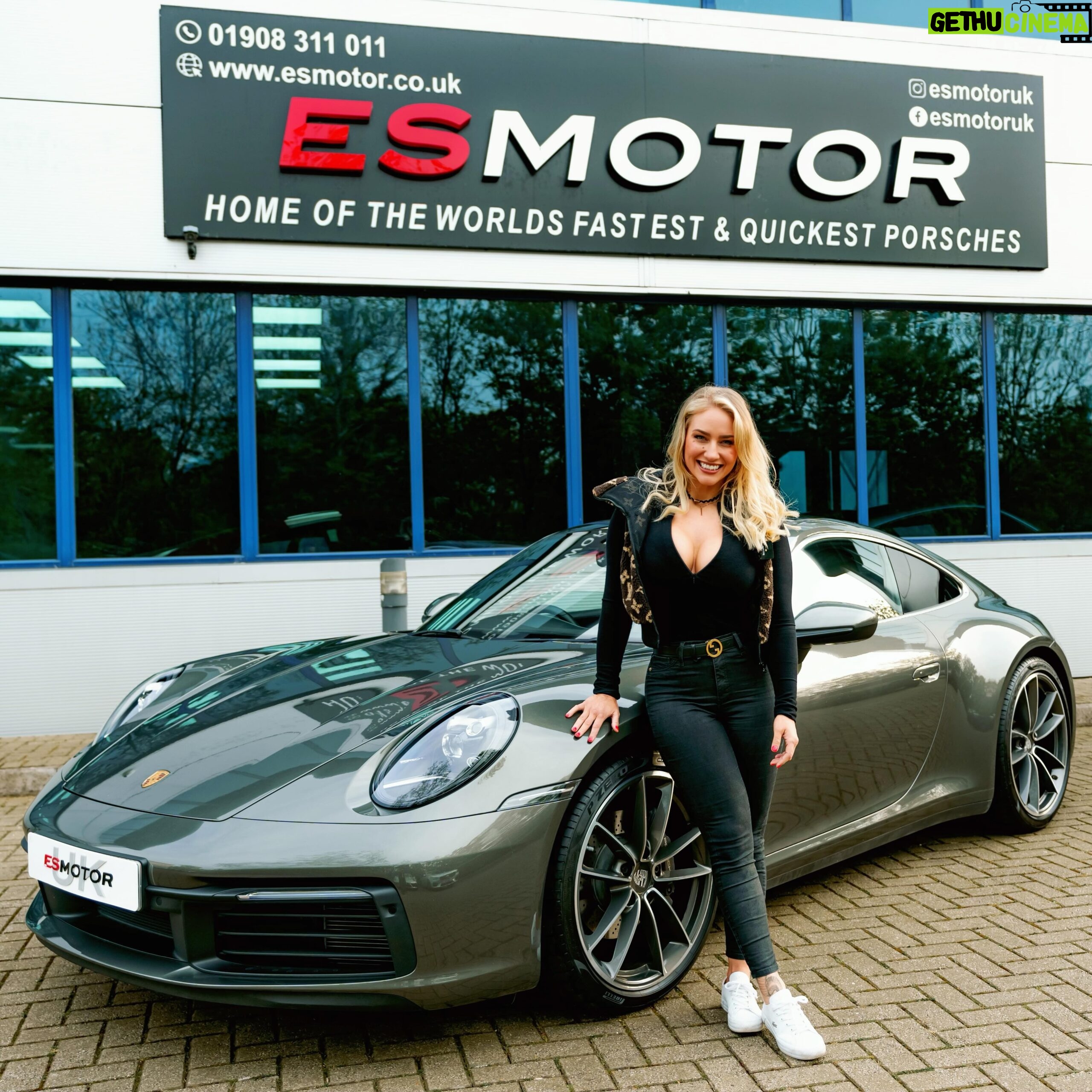Ebanie Bridges Instagram - When it comes to Porsches and power @esmotoruk are the Don. So there was no question that when I wanted more power and grunt I had to take it there. With their specialised exhaust systems and bespoke tuning they took my #922 911 Carrera to the next level😮💨 I was shocked with the results 😱 Subscribe to @esmotoruk YouTube and see what we did, how it goes and my reactions (link also in bio) I was also lucky enough for them to take me out in @moltonchambers Turbo S #ES1500 🤤 what an experience 💦 #Porsche #911 #ESMotors #CarRacing