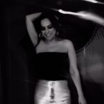Ebru Gündeş Instagram - 2024’e mükemmel bir giriş yaptığımız doğrudur 😉😀💞🧿