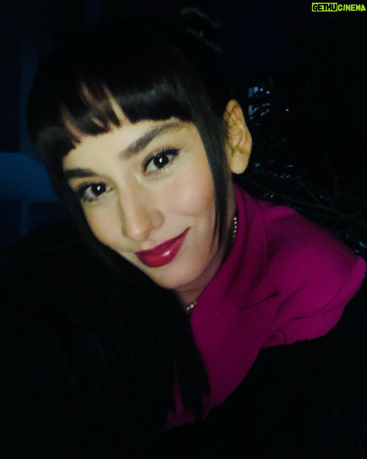 Ece Yaşar Instagram - 🌺artık hep pembe giyeceğim gibi büyük kararlar alındı🌺