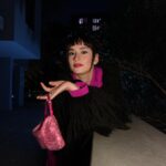 Ece Yaşar Instagram – 🌺artık hep pembe giyeceğim gibi büyük kararlar alındı🌺
