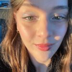 Ecem Çalhan Instagram - hosca kal 2021, bu seferlik vedalari sevdim ugurlar olsun, butun guzellikleri karsilayacagimiz bir 2022 olsun.🤍✨🌟