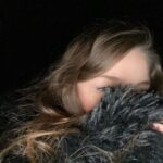 Ecem Çalhan Instagram - hosca kal 2021, bu seferlik vedalari sevdim ugurlar olsun, butun guzellikleri karsilayacagimiz bir 2022 olsun.🤍✨🌟