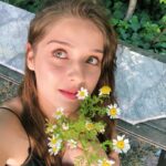 Ecem Çalhan Instagram - Cicek bahane, havalar sahane☀️