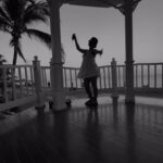 Ecem Erkek Instagram - Bana bi oynamaklar geldi . Her yer çıkı çıkı burda 💃🏾🕺🏾