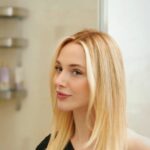 Ecenaz Üçer Instagram - Saç dökülmesine karşı bir sırrım var 🤫 Clear’ın kadınlar için geliştirdiği saç dökülmesi karşıtı yeni Scalpceuticals serisi, 4 haftada 2800’den fazla saç telinin dökülmesini önlüyor 😍 Artık dökülmeyen ve güçlü saçlar benimle 🌸💖 @clearturkiye #işbirliği #DökülmeyeKöktenBakım #saçbakımı
