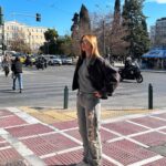 Ecenaz Üçer Instagram - Çılgın Atina tatilini atmayı unutmuşum😅 Çılgın fotolarımızı paylaşamıyoruz maalesef💅😊