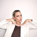 Edurne Instagram – Aquí os dejo unas fotillos de mi paso por La Resistencia. La verdad es que lo pasé en grande!
Mil gracias por todo el cariño que le estáis dando a “NADA”! 

MUAH @mateo.makeup x @givenchybeauty 

🧥 @boss
👚 @pinkoofficial
👠 @martinellishoes
💎 @singularu

♥️ : @maria_vernetta