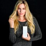 Edurne Instagram - Para mi, no hay nada más mágico que la Navidad! ⭐️⭐️ @aschlesser @angelini_beauty #angelschlesserparfums #EdurneparaAngelSchlesser #lamujerquetueres #Femme #FemmeIntense #FemmeAdorableIntense