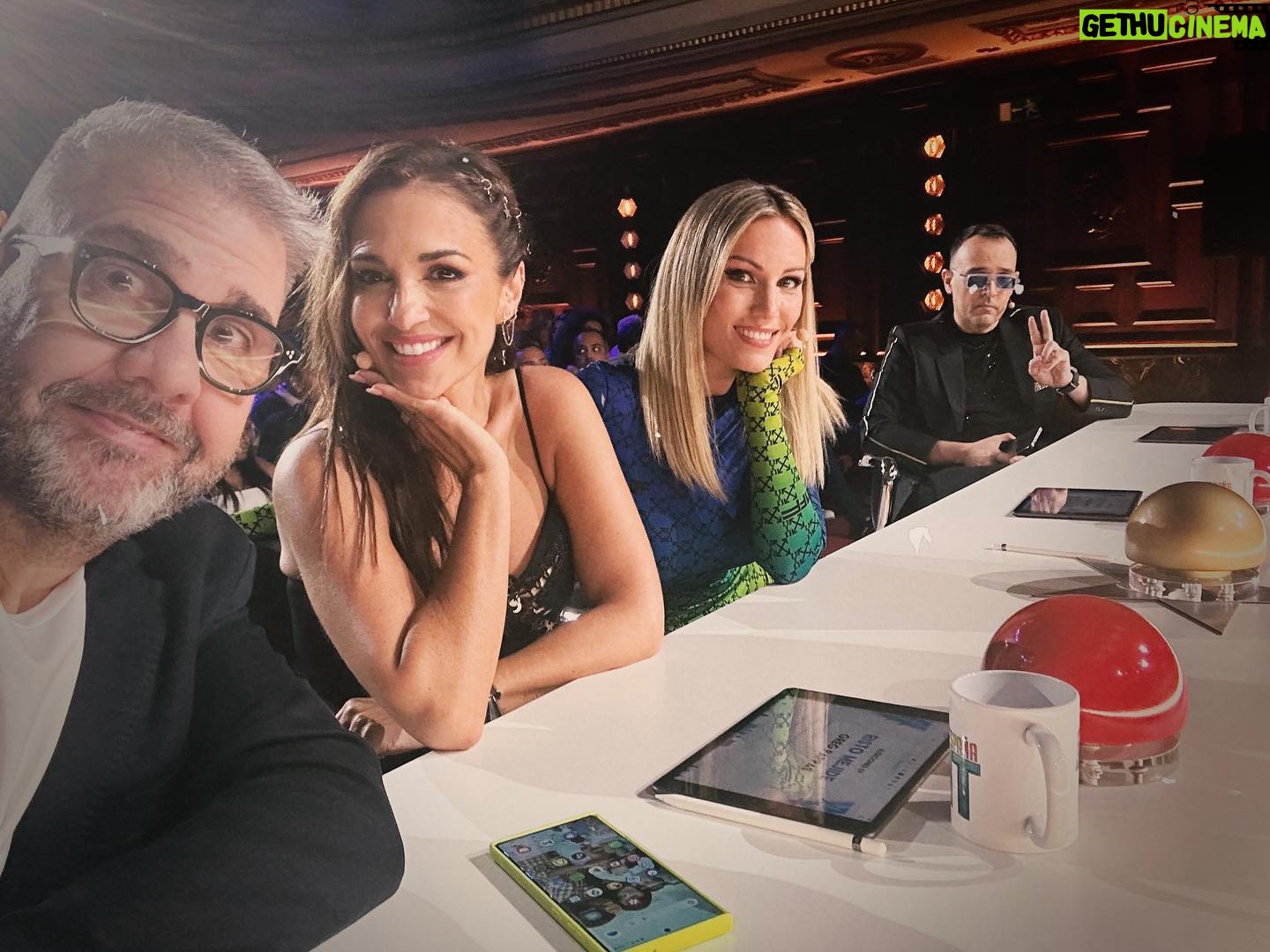 Edurne Instagram - Los mejores compis!!💖 Esta noche, este jurado va a volver a reír, a disfrutar, a emocionarse y a flipar con el talentazo que tenemos en el programa de esta noche!! No os lo perdáis!!🎉😍🌟