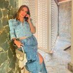 Eileen Abad Instagram – Viernes con el poder de una gran sonrisa, la llave que abre corazones 😃 y el valor de la amistad. La verdadera prueba de la amistad es el tiempo, duplica las alegrías y divide las angustias por la mitad.
Al deslizar mi adorada @beatrizaguilarlopez @beatrizaguilar72
Gracias por guiarme al inicio de mi carrera y acompañarme en este viaje que es la vida y pasar de ser mi primera manager, a una madre🫶amiga. Gracias por estar siempre .🤗
Pd: Qué bonito son los seres
que nos nutren, que aunque van y vienen, permanecen en la evolución de nuestra vida y pasan de ser amigos a familia. 😍 🥂 salud por los amigos que se convierten en familia.
A sonreír 🌎 para derretir Corazones 😁, es viernes 🤪
Delicioso el brunch que tuvimos antes de iniciar lo nuevo que se viene en @nuovobyhajillos