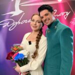 Ekaterina Guseva Instagram - В Государственном Кремлёвском дворце состоялся финал международного музыкального фестиваля-конкурса «Дорога на Ялту», где музыканты со всего мира исполняли лучшие музыкальные произведения о Великой Отечественной войне. В этом году мне посчастливилось выступить с очень талантливым музыкантом, поэтом и композитором, исполнителем из Словении Сашо Гачник @svarogovmusic Мы исполнили «Прощание славянки» на русском и на словенском языках. Не пропустите эфир❗️ 8 мая в 19:45 на телеканале Россия Культура❗️#ДорогаНаЯлту @doroganayaltu #ЕкатеринаГусева