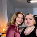 Ekaterina Guseva Instagram - 🎬 Начались съёмки фильма «Время есть». Режиссёр Диана Кади. Партнёр замечательный @gaydulyan #АндрейГайдулян #ЕкатеринаГусева