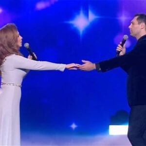 Ekaterina Guseva Instagram - Праздничный концерт к 8 марта! 1 канал . Государственный Кремлёвский Дворец. «Эхо любви». #ЕвгенийКунгуров @evgenyi_kungurov_official  #ЕкатеринаГусева