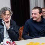 Ekaterina Guseva Instagram - Встречи артистов спектаклей Театра Моссовета с участниками СВО уже стали традицией. На этот раз воины были приглашены на легендарную рок-оперу «Иисус Христос - суперзвезда», а после спектакля мы душевно, тепло пообщались. Спасибо Театру за эти важные встречи! Фото Е. Лапиной