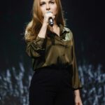 Ekaterina Guseva Instagram - «Своя колея» - ежегодная премия , вручается людям, которые не изменяют своим убеждениям, тем, кто способен твердо следовать в жизни своей колее, несмотря на препятствия и повороты судьбы. Кому сегодня, возможно, захотел бы посвятить свою песню Владимир Высоцкий. Телеканал Первый, начало трансляции 18:20, 27 января 2024 #ВладимирВысоцкий #НикитаВладимировичВысоцкий #ЕкатеринаГусева