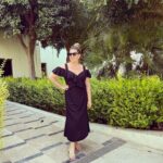 Ekaterina Skulkina Instagram - — Роза, как тебе нравится моё новое платье? — Извини, Сара, я спешу, мне сейчас не до скандалов! 😁😁😁 Dress by @lvstils is always beautiful🌟