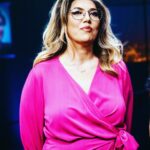 Ekaterina Skulkina Instagram - Вновь стихи. Задай себе вопрос, спроси... Кто ты? Наверное, ты не найдешь ответа. Но если в Душах Посадил цветы, Ты много сделал... Понимаешь это? Александр Карпов