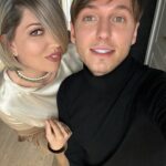 Ekaterina Skulkina Instagram - Блондинки - они или крутые, или весёлые,.. или блондинки на всю голову! 😁 На третьей фотографии рядом со мной очень любимая и умная блондинка!🥰 Алекс, мой блистательный Мастер, спасибо тебе за наши светлые головы!☺️❤️ @alexkontier