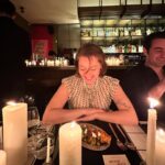 Elçin Afacan Instagram - Ben, keyfim ve serkan🥂• 🪽 @beyyoglu 🪽 @setupkabatas #reklam