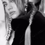 Ela Velden Instagram - “Las mujeres seguimos siendo retratadas, representadas y escritas desde una visualización que realmente no nos representa. No somos solamente amas de casa,  novias virginales, estudiantes inocentes o amantes sensuales… somos mucho más que eso”. Lee más de lo que platiqué con @m__milenio en el link de su bio o en el link de mis historias. Texto: @samiiruiz Fotografía: @brian.fls Maquillaje: @gusbortolotti Peinado: @ernestovargas_hair Stylist: @alo_murillo_ Dirección: @claudiavaldeza PR: @aquilesrdp