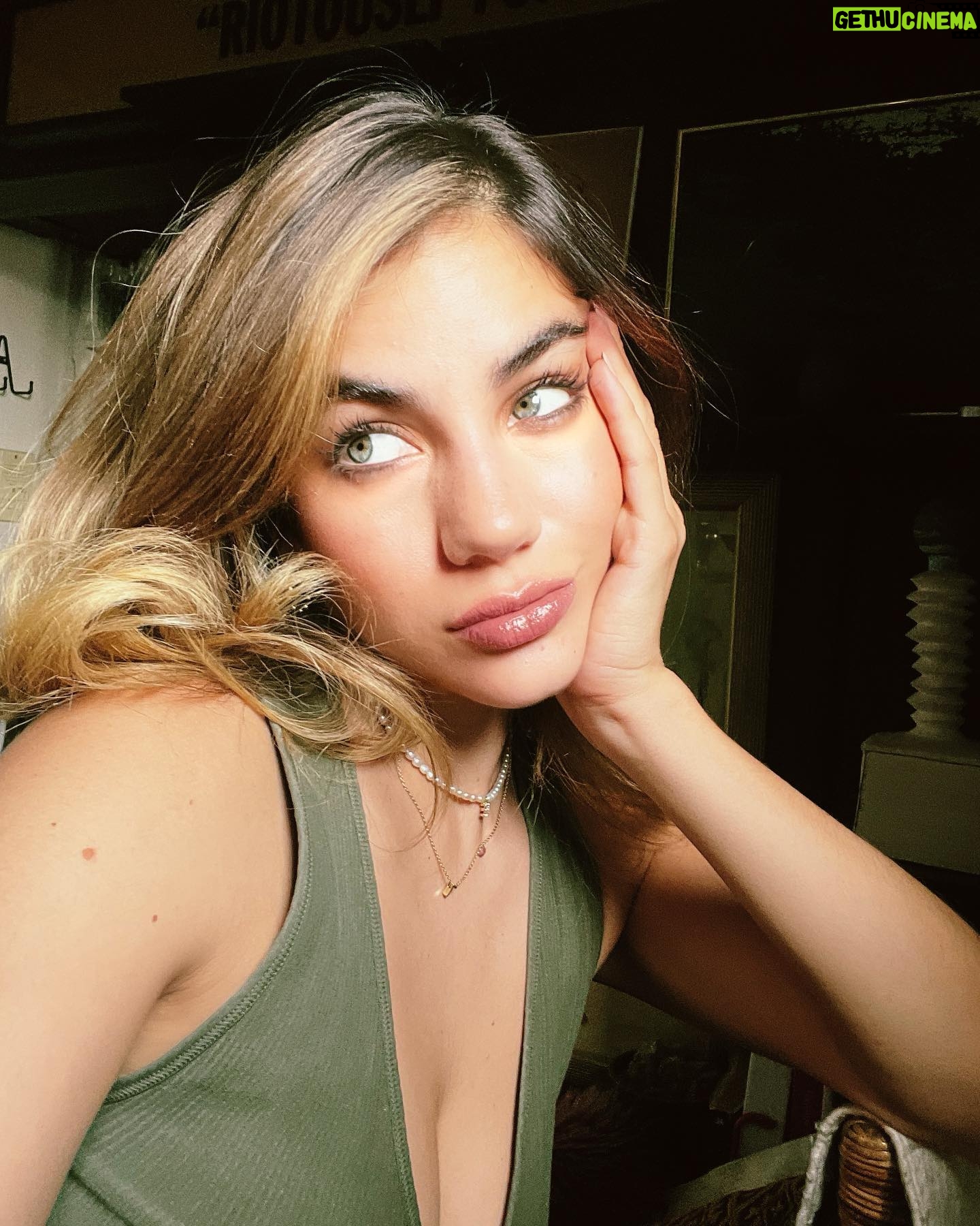 Ela Velden - 22.9K Likes - Lo sabía 🙄