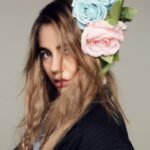 Ela Velden Instagram – Floreciendo 

Fotos para @glamourmexico 
Foto @bryanfls 
Stylist @alo_murillo_ 
Makeup @gusbortolotti 
Hair @ernestovargas_hair 
Dirección @claudiavaldeza 
Equipo @aquilesrdp