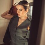 Ela Velden Instagram – Celebramos a un icono de FENDI  #FendiPeekaboo @fendi 🖤🤎

📸 @mausinfiltro