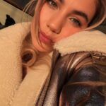 Ela Velden Instagram – Cozy Vibes