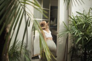 Ela Velden Instagram - Mono Vaquero en una de mis casas favoritas en ixtapa @villalasparotas