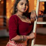 Elakkiya Instagram - #happynewyear Pc @photamora__pictures Jewals @chennai_jazz Location @cocoretreatfarm