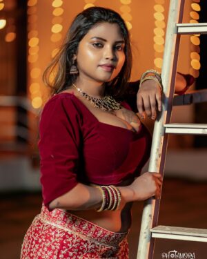 Elakkiya Instagram - #happynewyear 

Pc @photamora__pictures 

Jewals @chennai_jazz 

Location @cocoretreatfarm