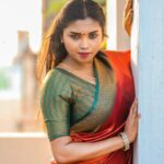 Elakkiya Instagram - உங்களை நேசிக்க கற்றுக்கொள்ளுங்கள், அப்போதுதான் உங்களால் மற்றவர்களை நேசிக்க முடியும்.❤️ Pc @fave.images