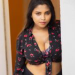 Elakkiya Instagram - Pc @fave.images