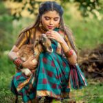 Elakkiya Instagram - அனைவருக்கும் இனிய மாட்டு பொங்கல் வாழ்த்துக்கள். Pc @photamora__pictures Mua&hair @chennai_makeover_usha_balaji #elakkiya#pongalcelebration