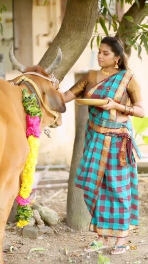 Elakkiya Instagram - Vc @photamora__pictures 

Mua&hair @chennai_makeover_usha_balaji
